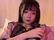 สาวน่ารักช่วยตัวเองด้วยดิลโด้คริสตัล